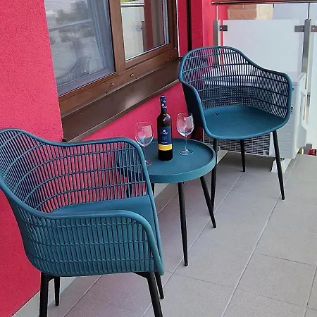 Two Check In -c Apartment Bratislava